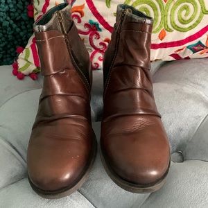 Pikolinos ankle booties